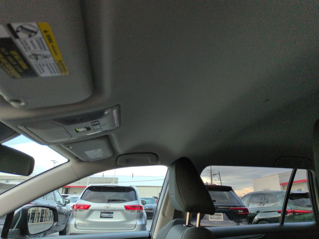 Certified 2021 Toyota RAV4 LE FWD image 21