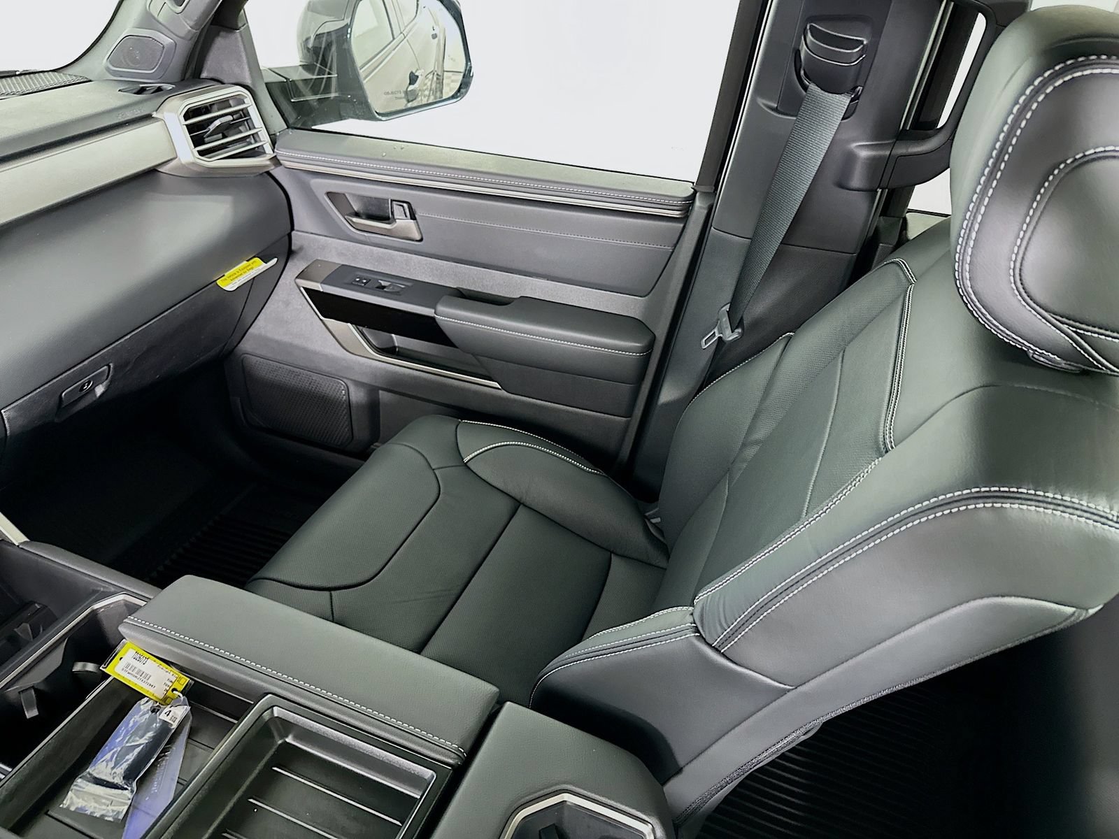 New 2026 Toyota Tundra Limited AWD/4WD image 23
