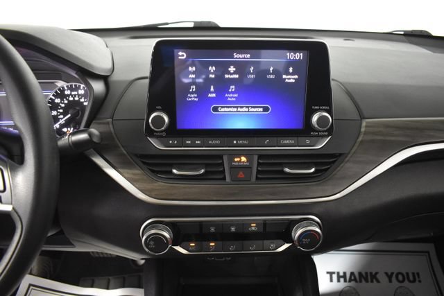Used 2025 Nissan Altima 2.5 SV FWD image 19