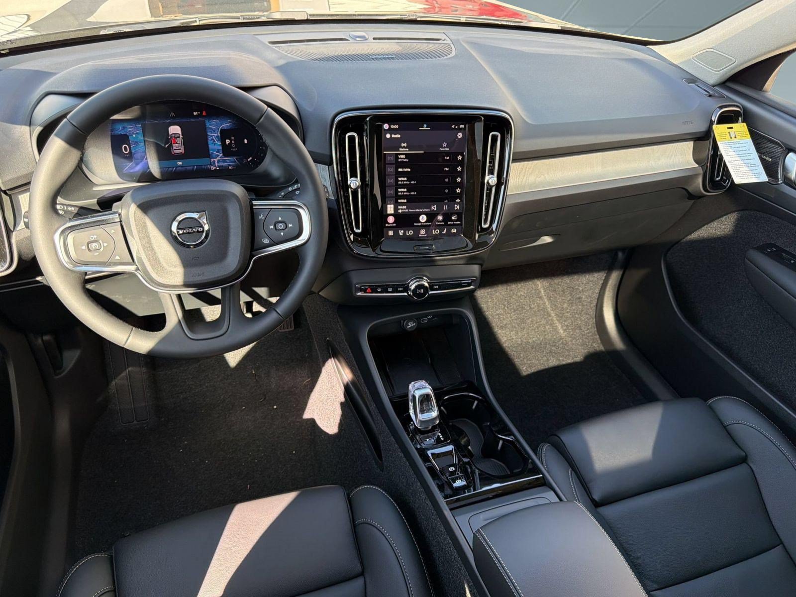 New 2026 Volvo XC40 B5 Plus w/ Climate Package AWD/4WD image 27