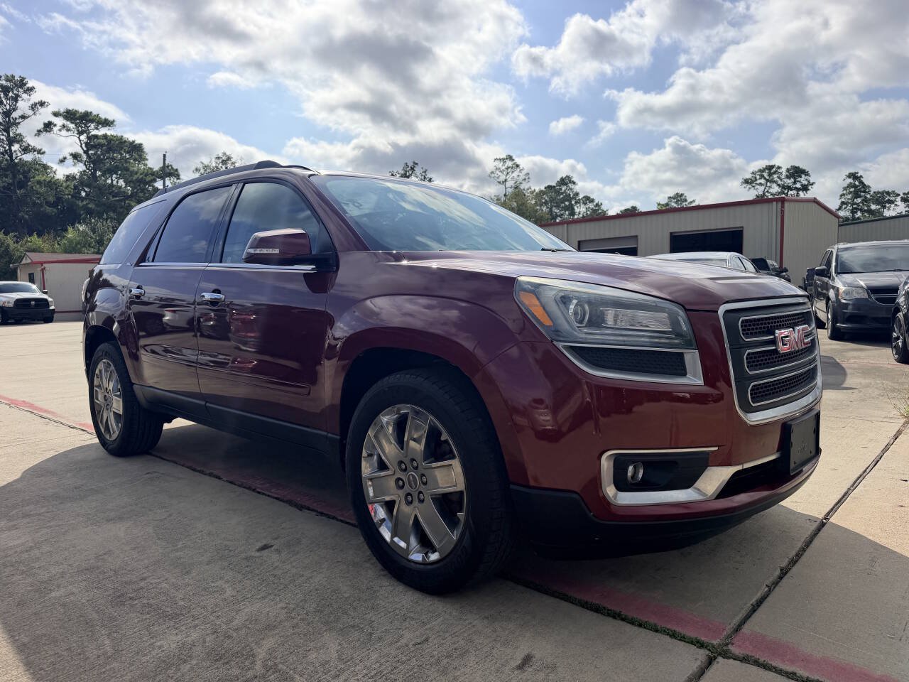 Used 2017 GMC Acadia Limited SLT FWD image 4
