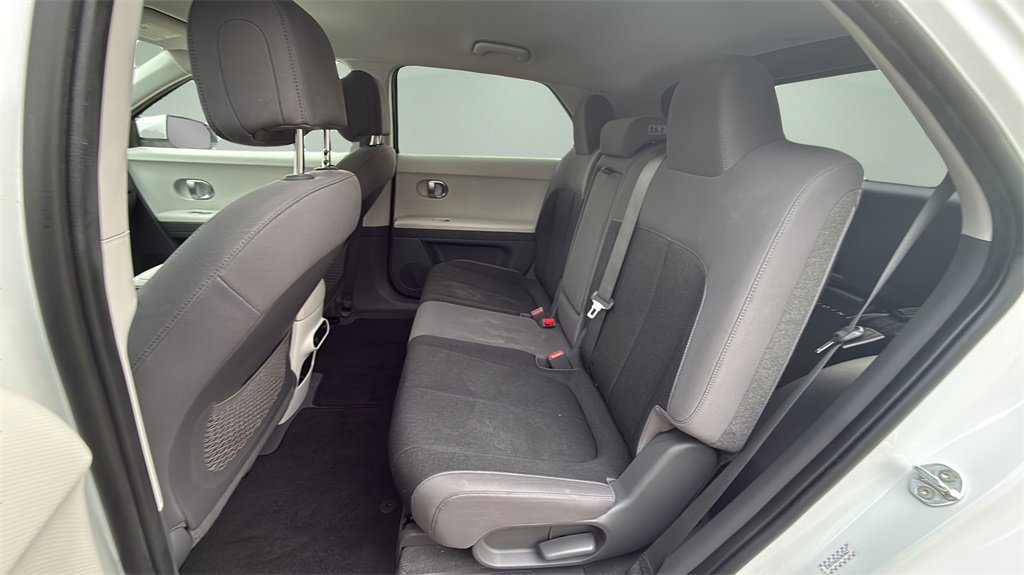Used 2022 Hyundai Ioniq 5 SE w/ Cargo Package image 12