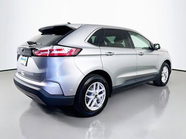 Used 2024 Ford Edge SEL image 9
