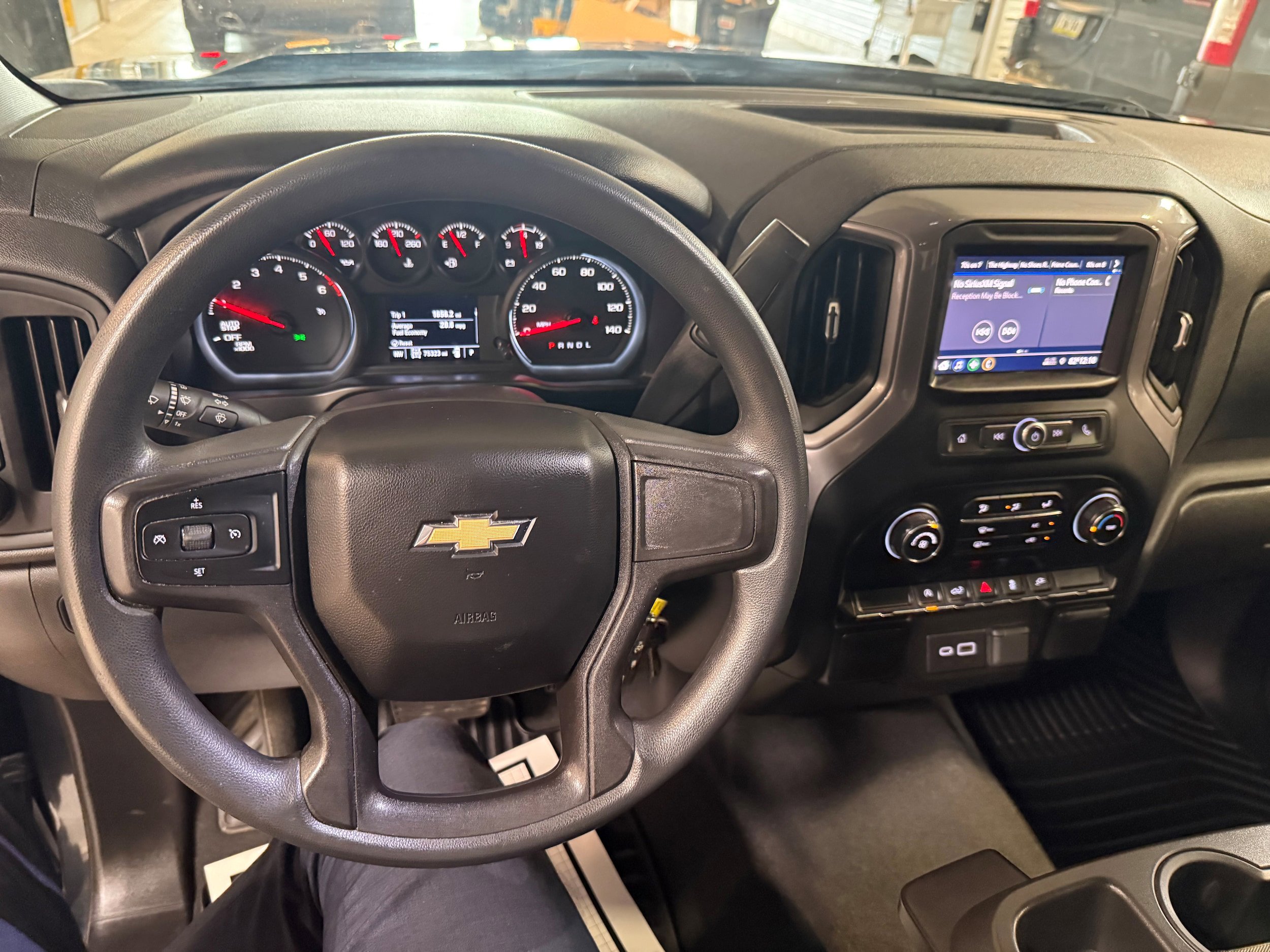 Used 2021 Chevrolet Silverado 1500 Custom AWD/4WD image 40