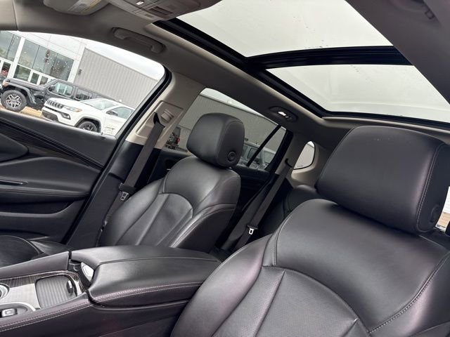 Used 2020 Buick Envision Essence w/ Experience Buick Package FWD image 24