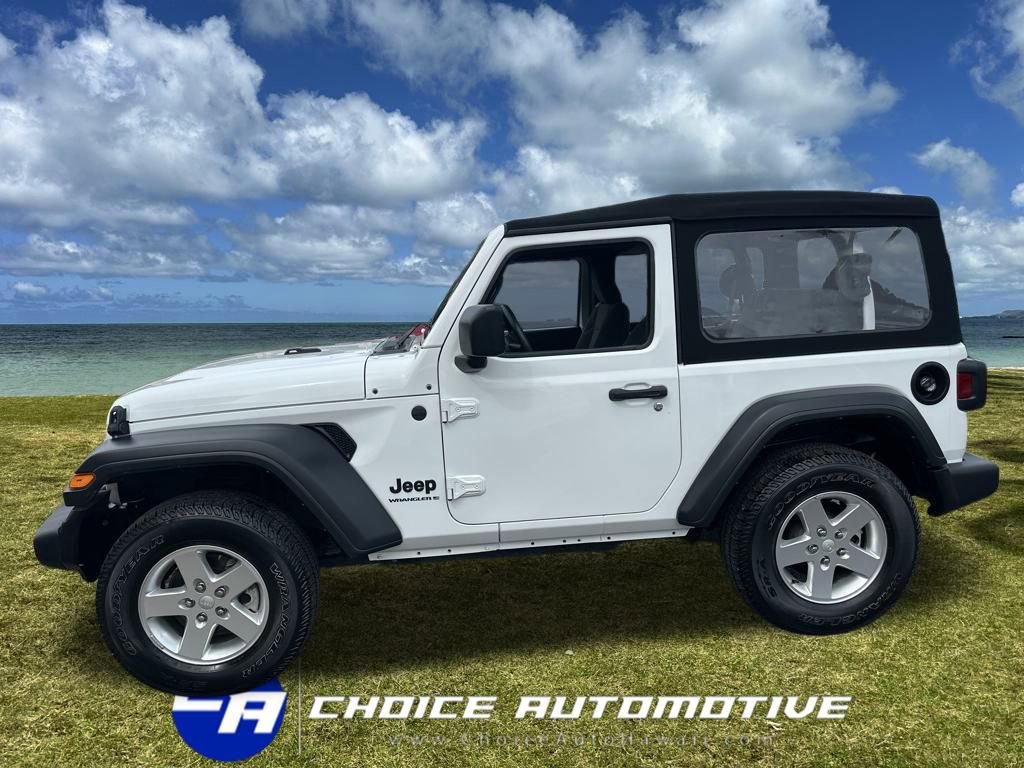 Used 2024 Jeep Wrangler Sport image 3