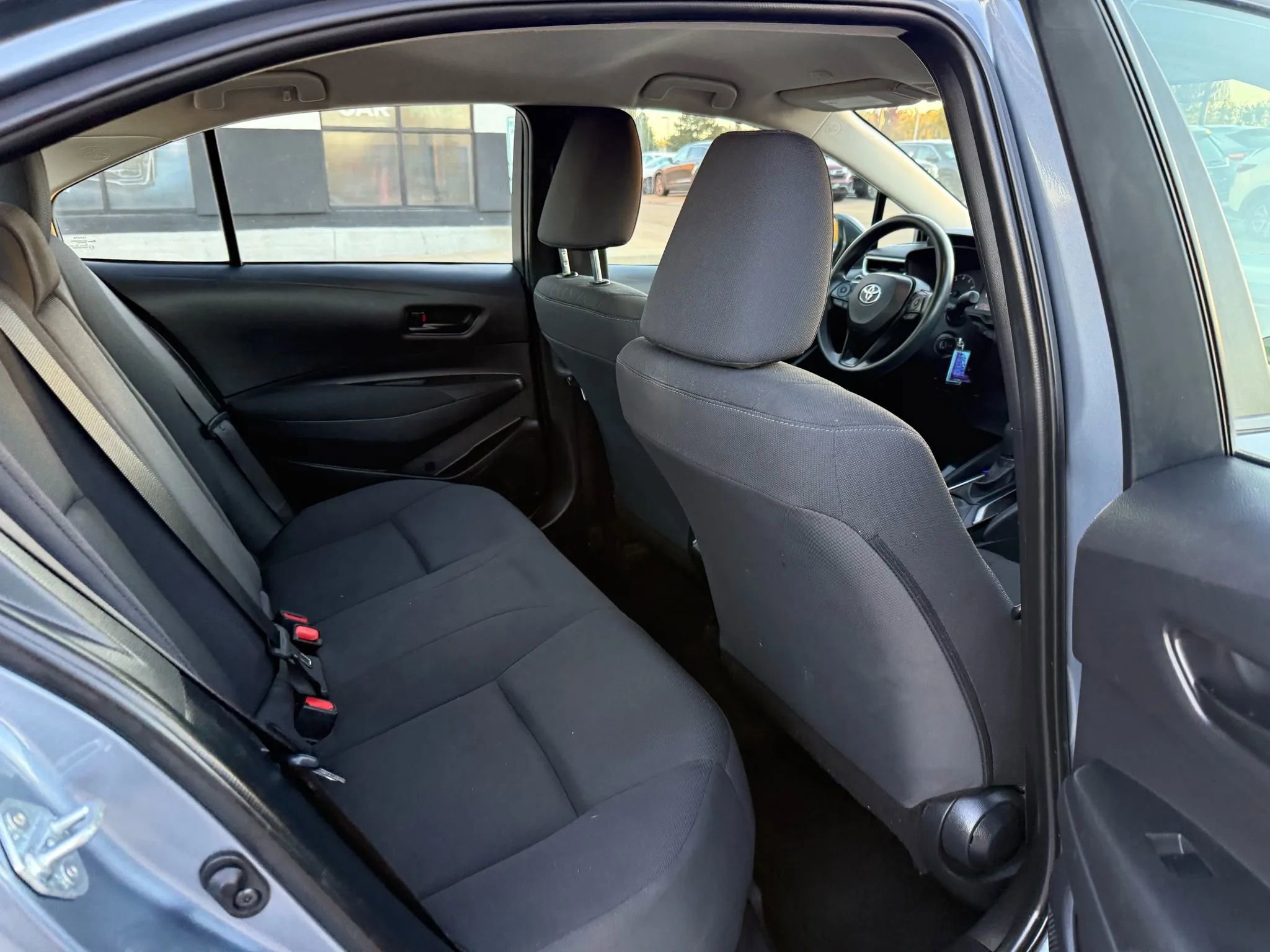 Used 2023 Toyota Corolla LE image 23