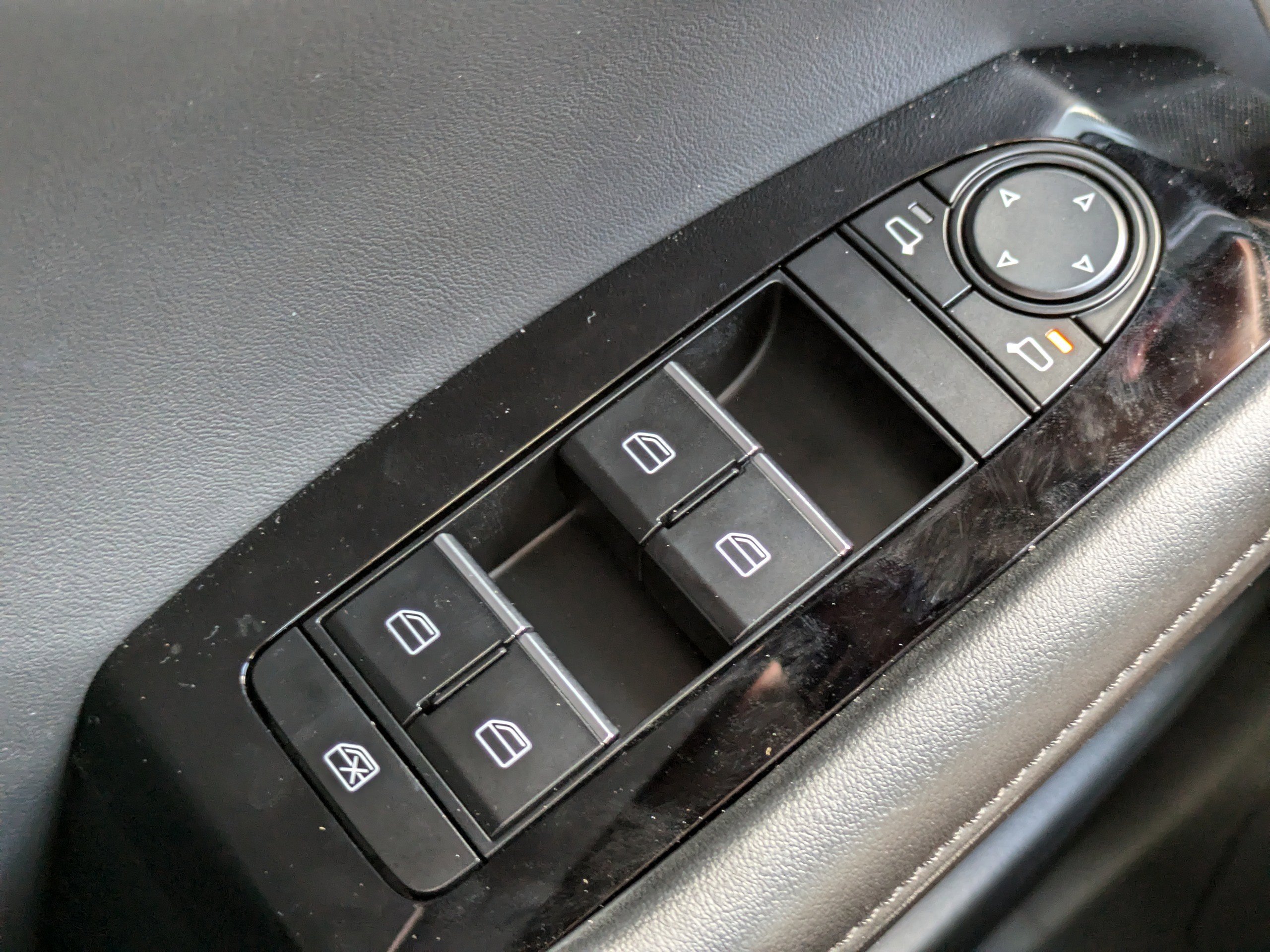 New 2025 MAZDA MAZDA3 Hatchback w/Premium Plus Pkg image 22