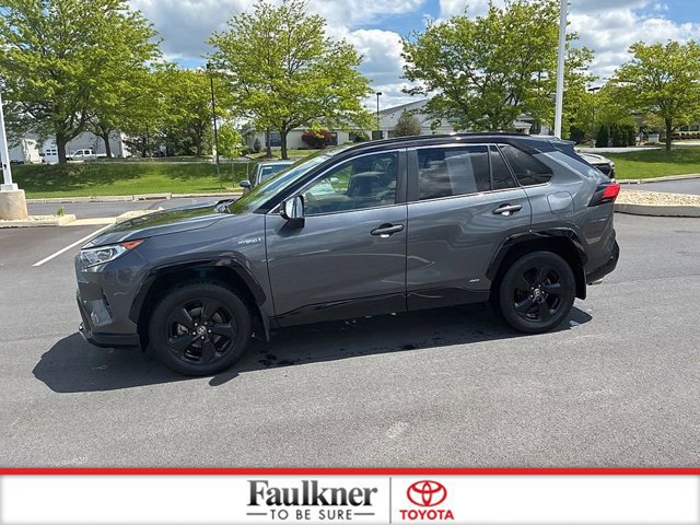 Used 2020 Toyota RAV4 XSE w/ All Weather Liner Package AWD/4WD image 15