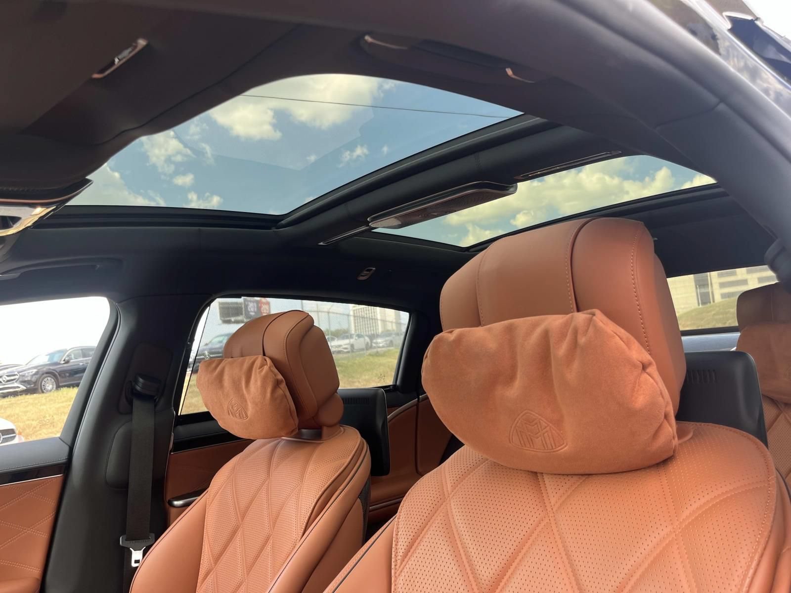 Certified 2022 Mercedes-Benz Maybach S 580 4MATIC image 37
