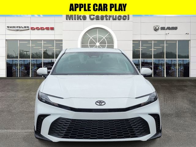 Used 2026 Toyota Camry SE FWD image 2