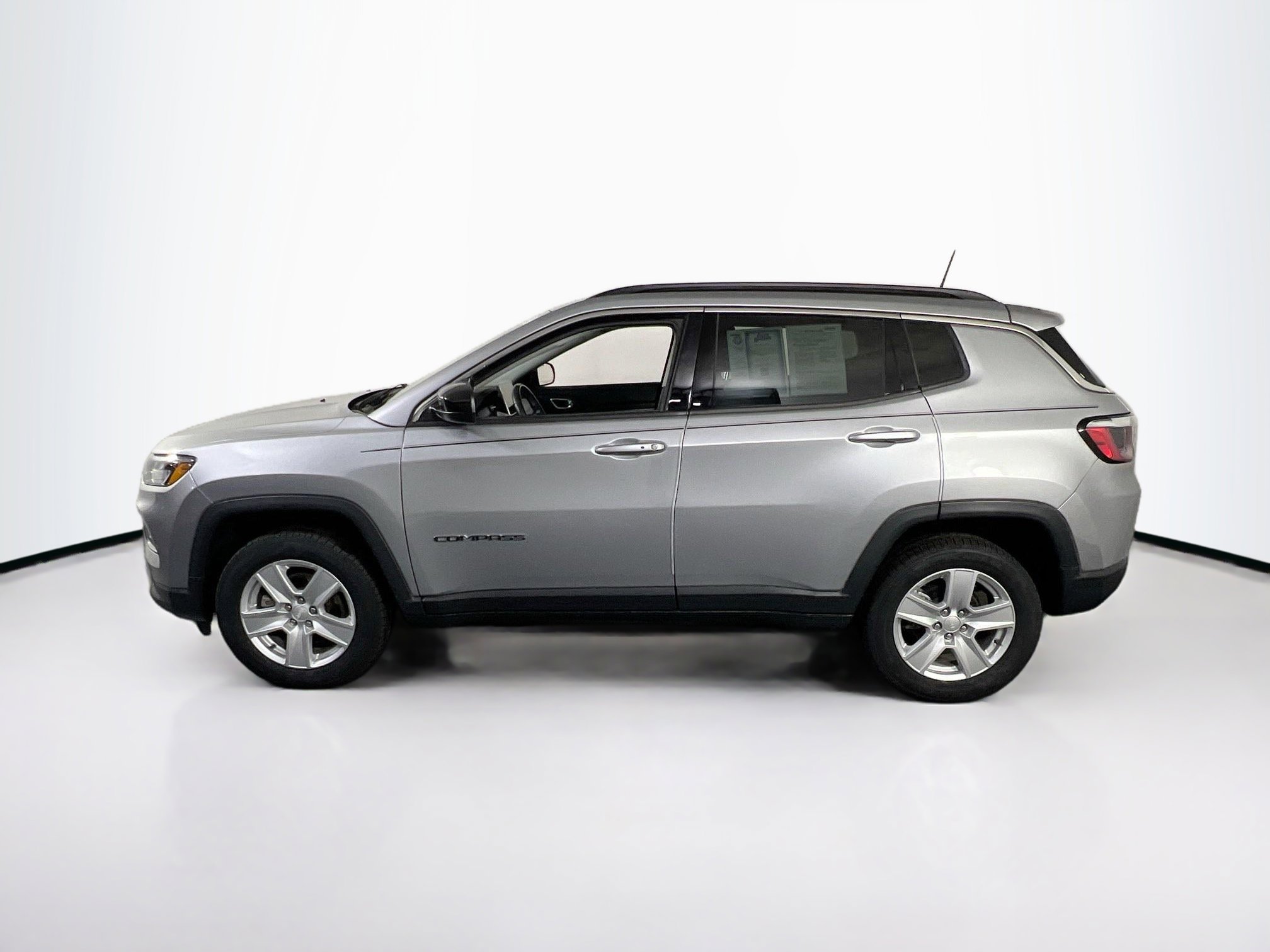 Used 2022 Jeep Compass Latitude w/ Convenience Group image 8