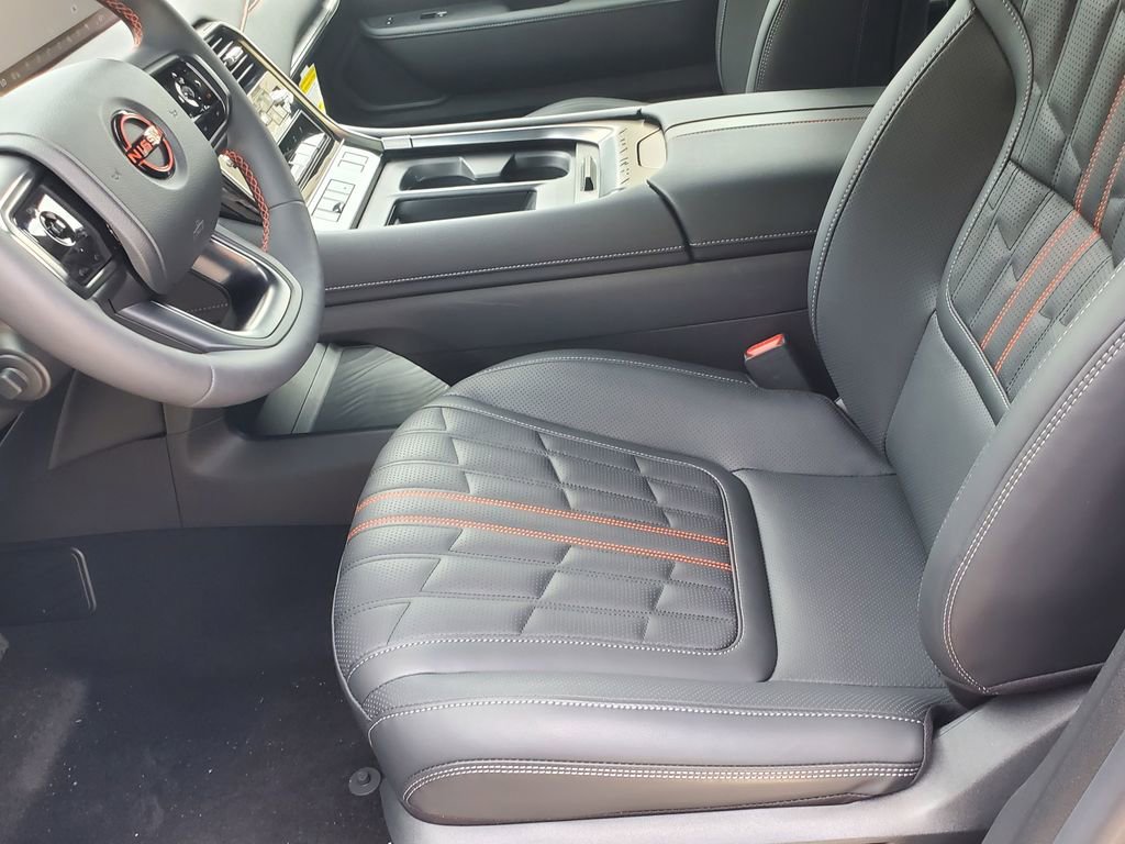 New 2026 Nissan Armada PRO-4X w/ Captain's Chari Seat Package AWD/4WD image 25