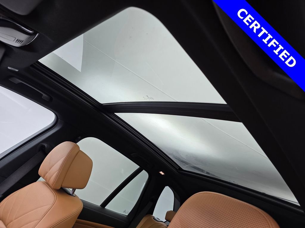 Certified 2023 BMW X5 xDrive45e w/ Luxury Seating Package image 12