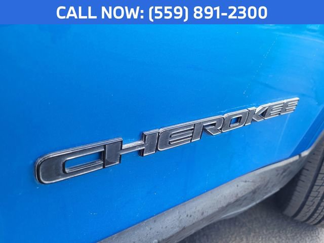 Used 2023 Jeep Cherokee Altitude Lux w/ Lux Elite Package AWD/4WD image 31