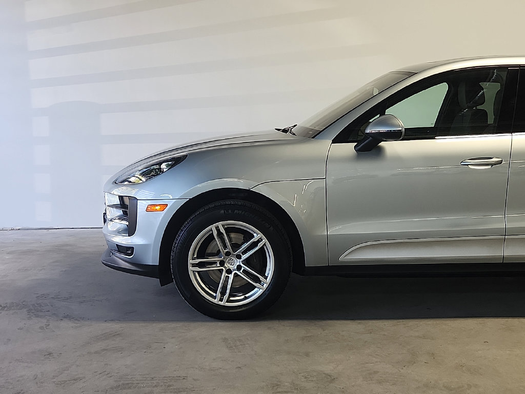 Used 2019 Porsche Macan AWD/4WD image 6