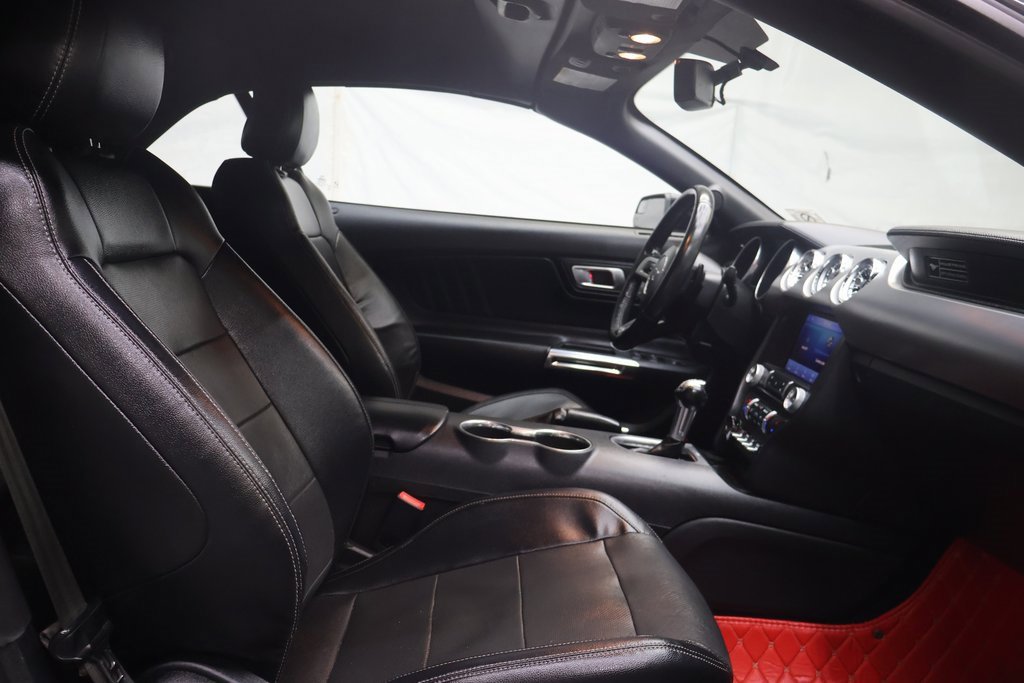 Used 2020 Ford Mustang Premium image 10