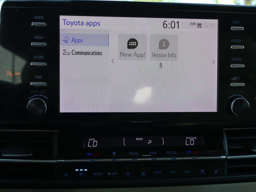Used 2023 Toyota Sienna Limited FWD image 54