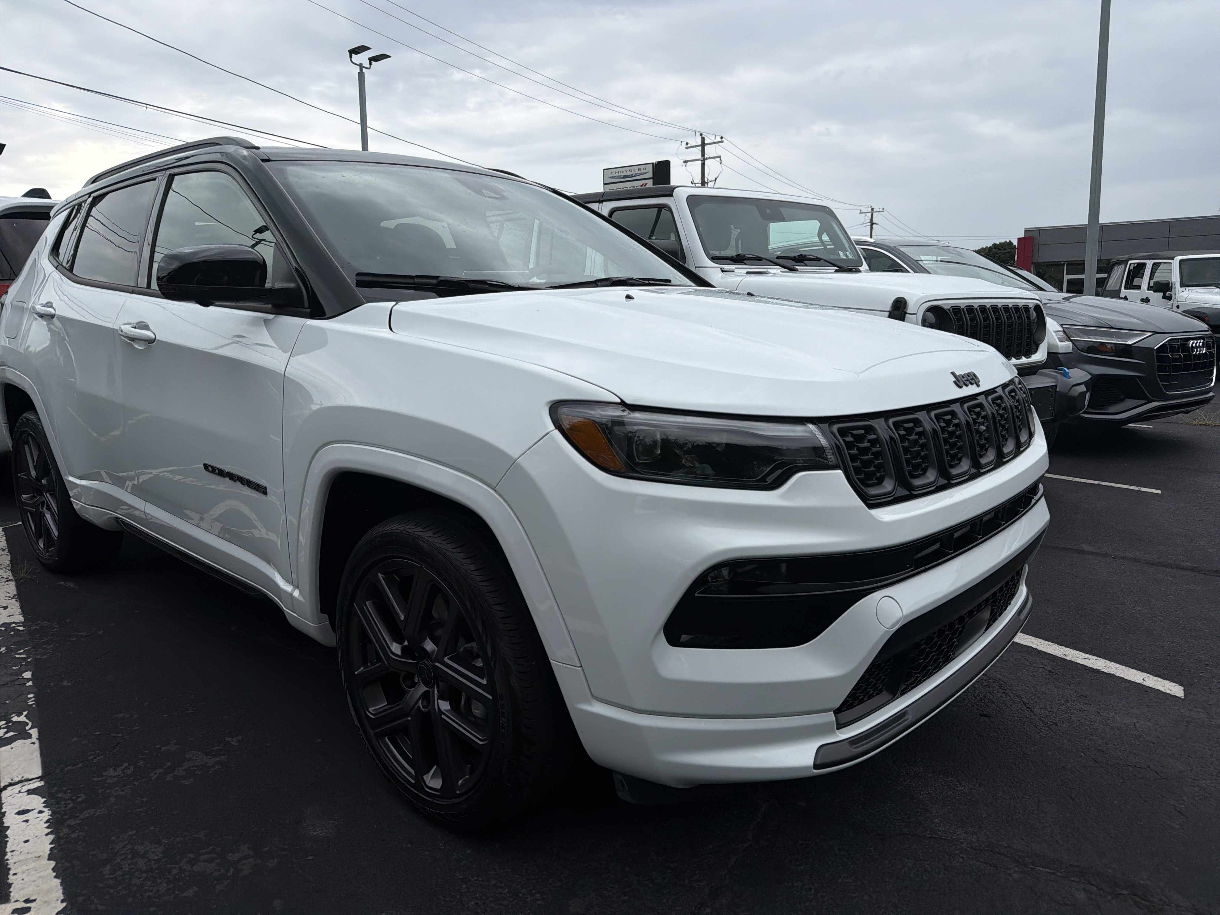 Certified 2025 Jeep Compass Limited w/ Driver Assist Group I AWD/4WD image 1