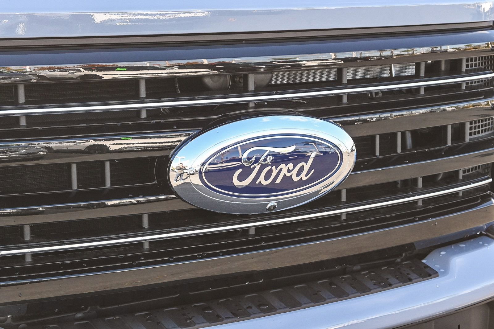 New 2026 Ford F250 Platinum w/ Tremor Off-Road Package image 14