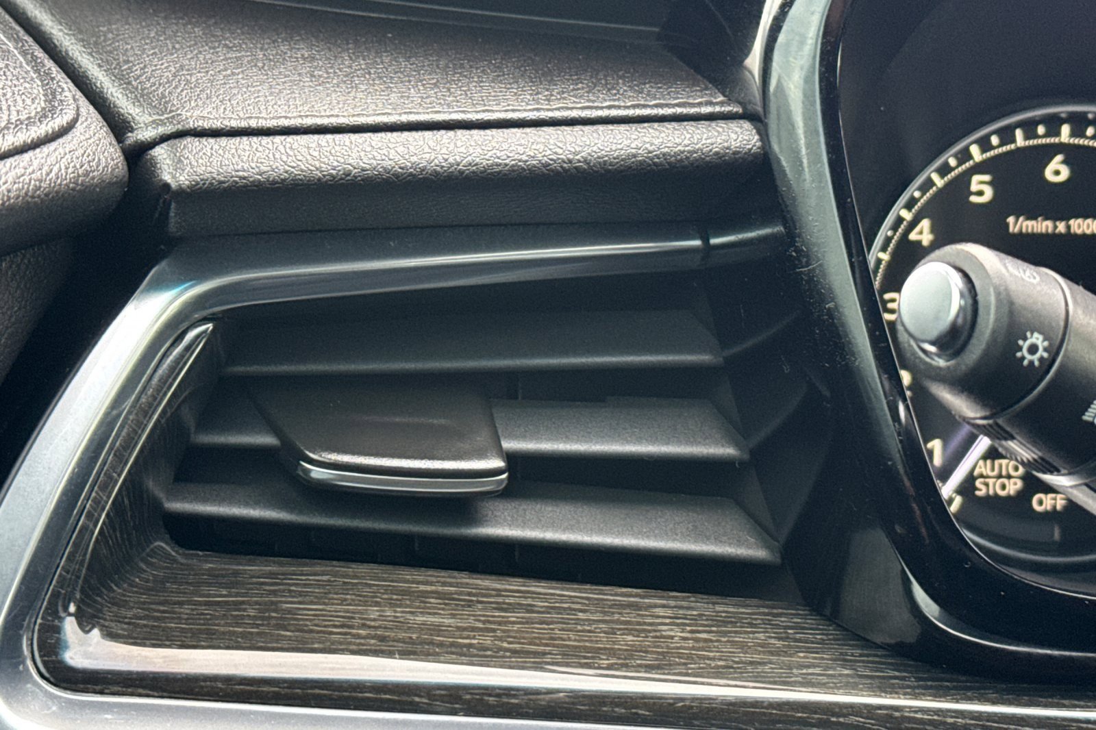 Used 2020 Cadillac XT5 Premium Luxury image 26