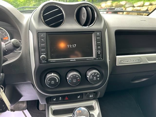 Used 2016 Jeep Compass High Altitude AWD/4WD image 17