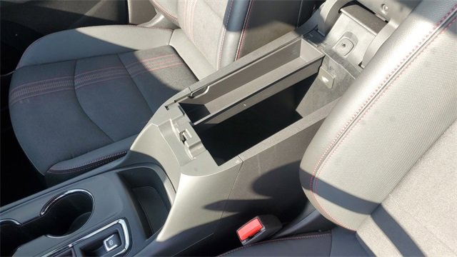 Used 2022 Chevrolet Equinox RS w/ LPO, Floor Liner Package image 18