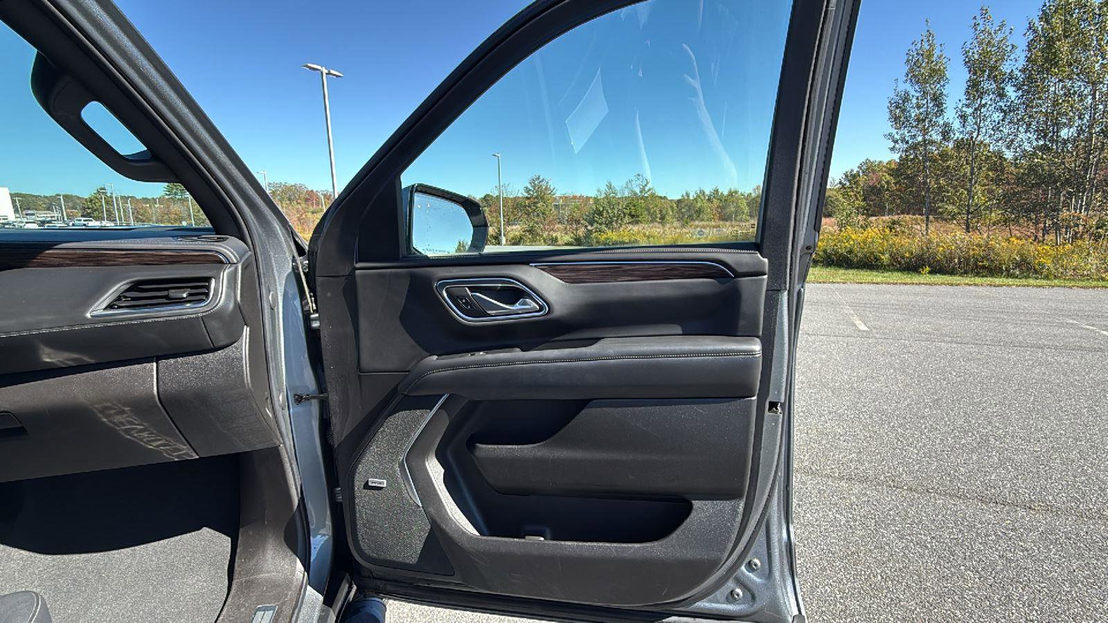 Used 2021 Chevrolet Tahoe Z71 image 18