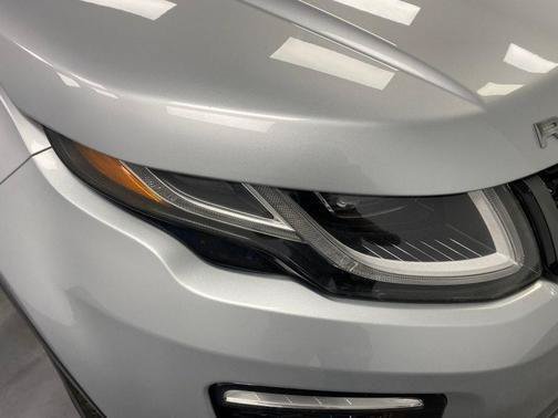 Used 2016 Land Rover Range Rover Evoque HSE Dynamic AWD/4WD image 11