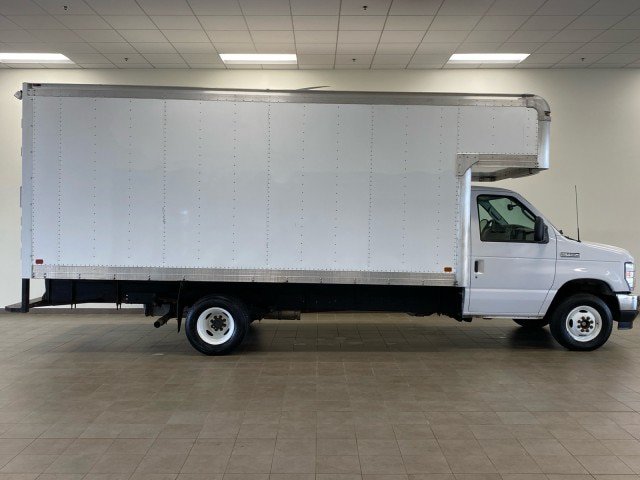 Certified 2023 Ford E-450 and Econoline 450 Super Duty w/ Power Windows & Locks Group RWD image 1