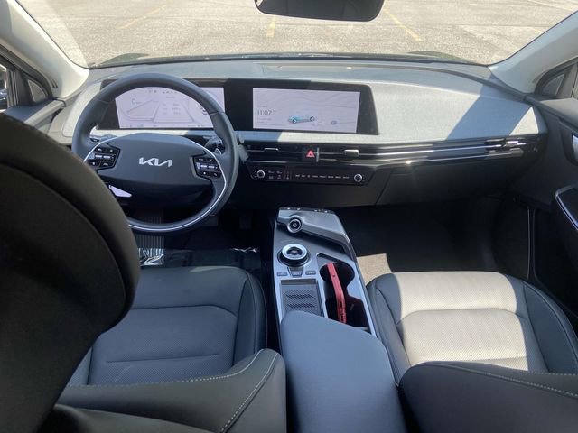 New 2024 Kia EV6 Wind w/ Wind Technology Package image 10