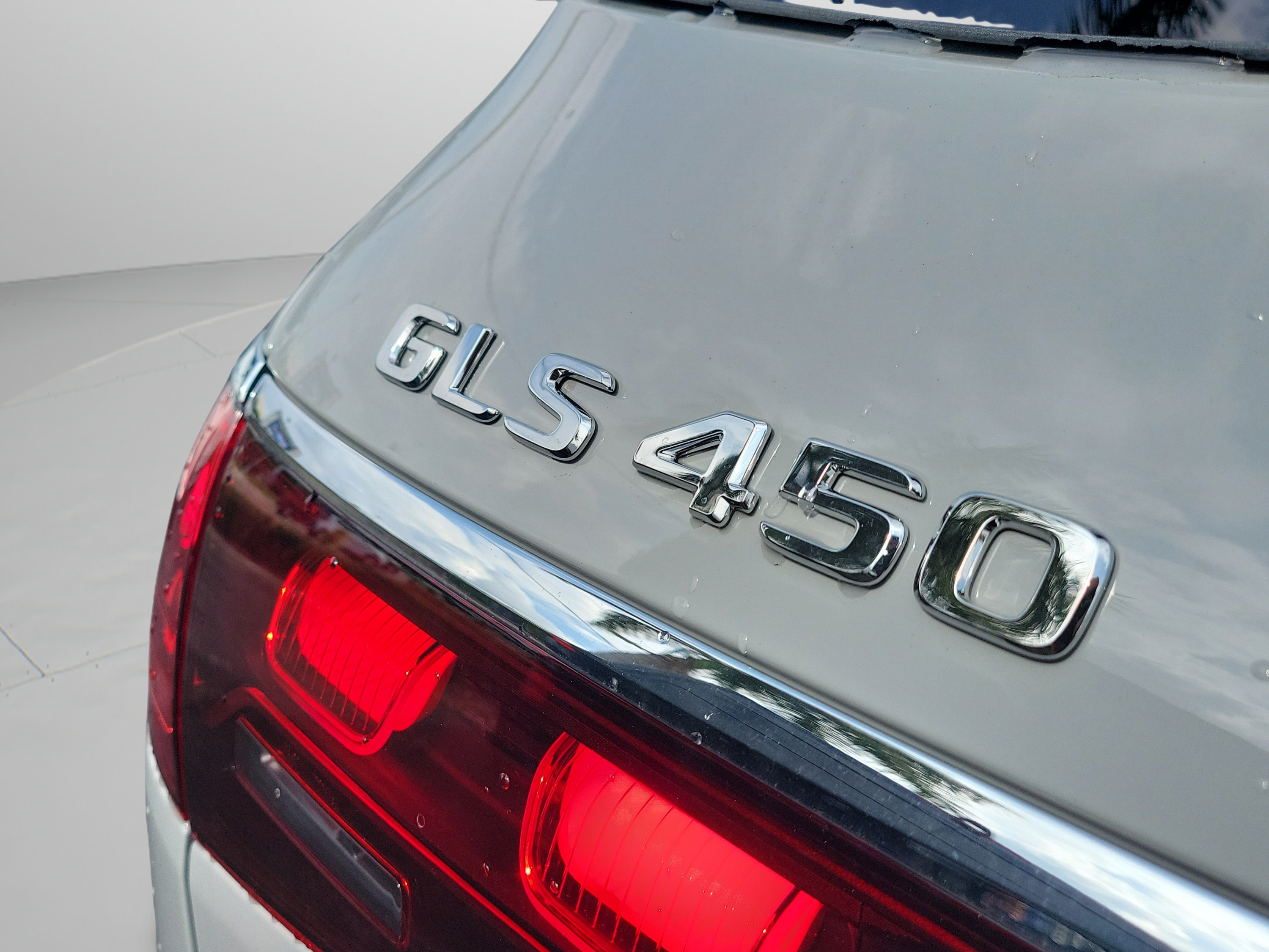 New 2026 Mercedes-Benz GLS 450 4MATIC image 32