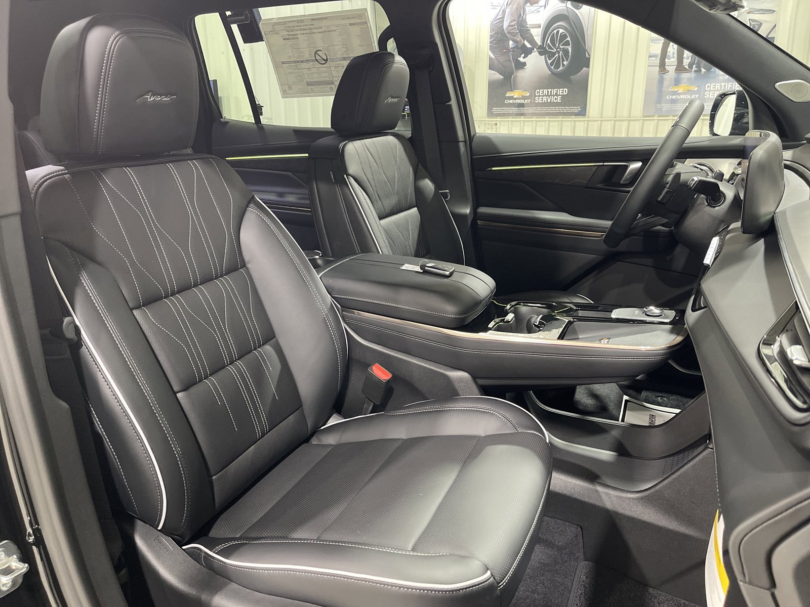 New 2026 Buick Enclave Avenir w/ Super Cruise Package image 18