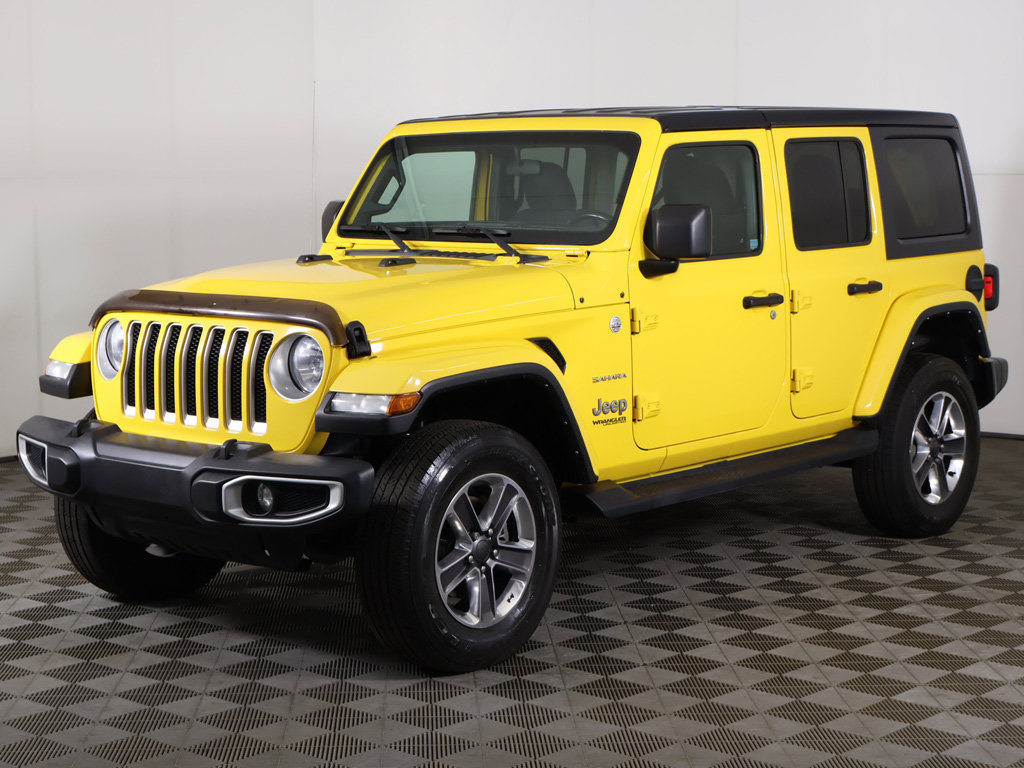 Used 2021 Jeep Wrangler Unlimited Sahara w/ Dual Top Group AWD/4WD image 5