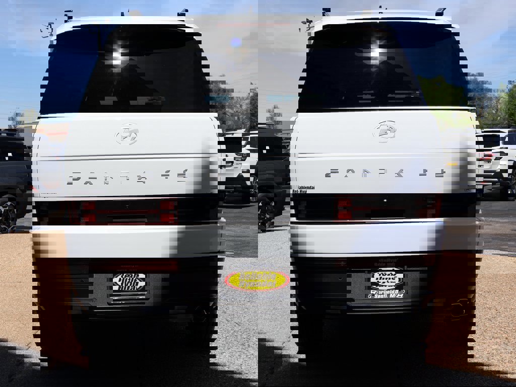 Certified 2025 Hyundai Santa Fe SEL image 5