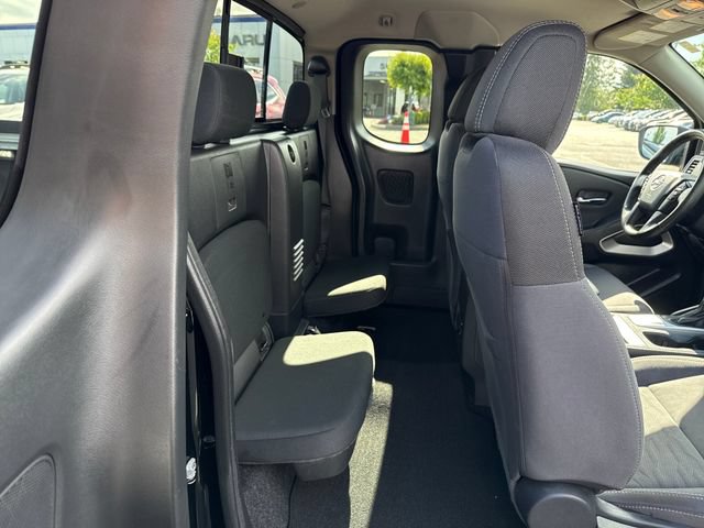 Used 2022 Nissan Frontier SV AWD/4WD image 10