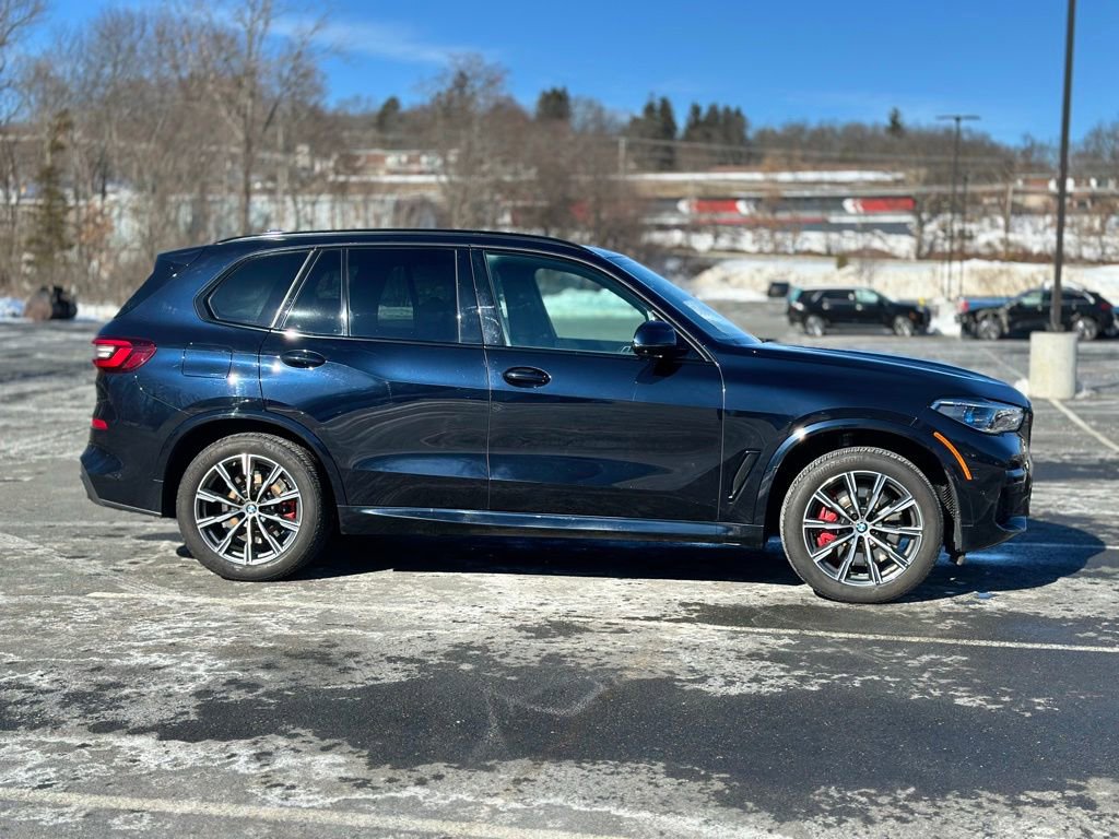 Used 2023 BMW X5 M50i w/ Executive Package image 6
