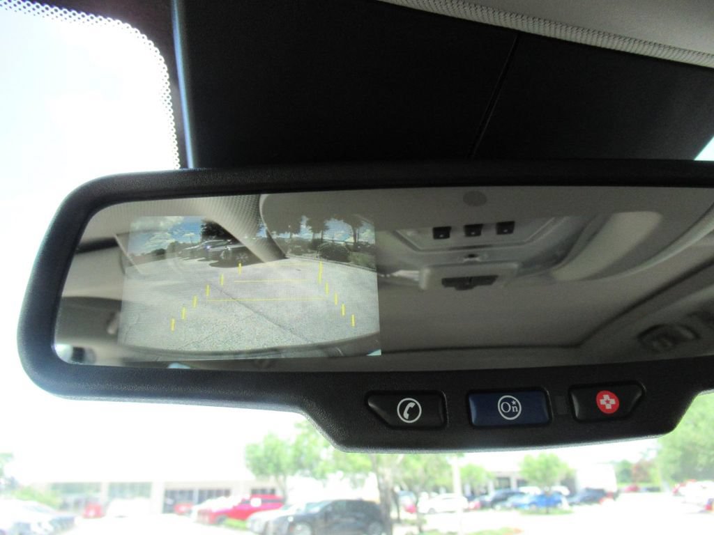 Used 2012 Cadillac SRX Luxury FWD image 28