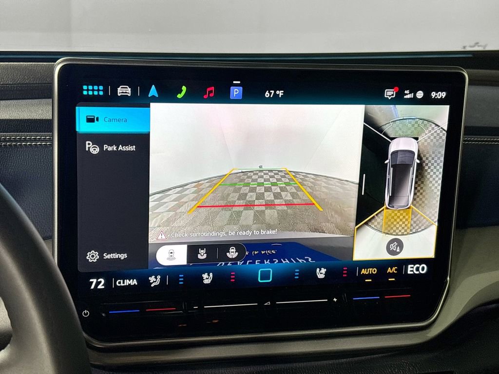 New 2025 Volkswagen ID.4 Pro S Plus image 17