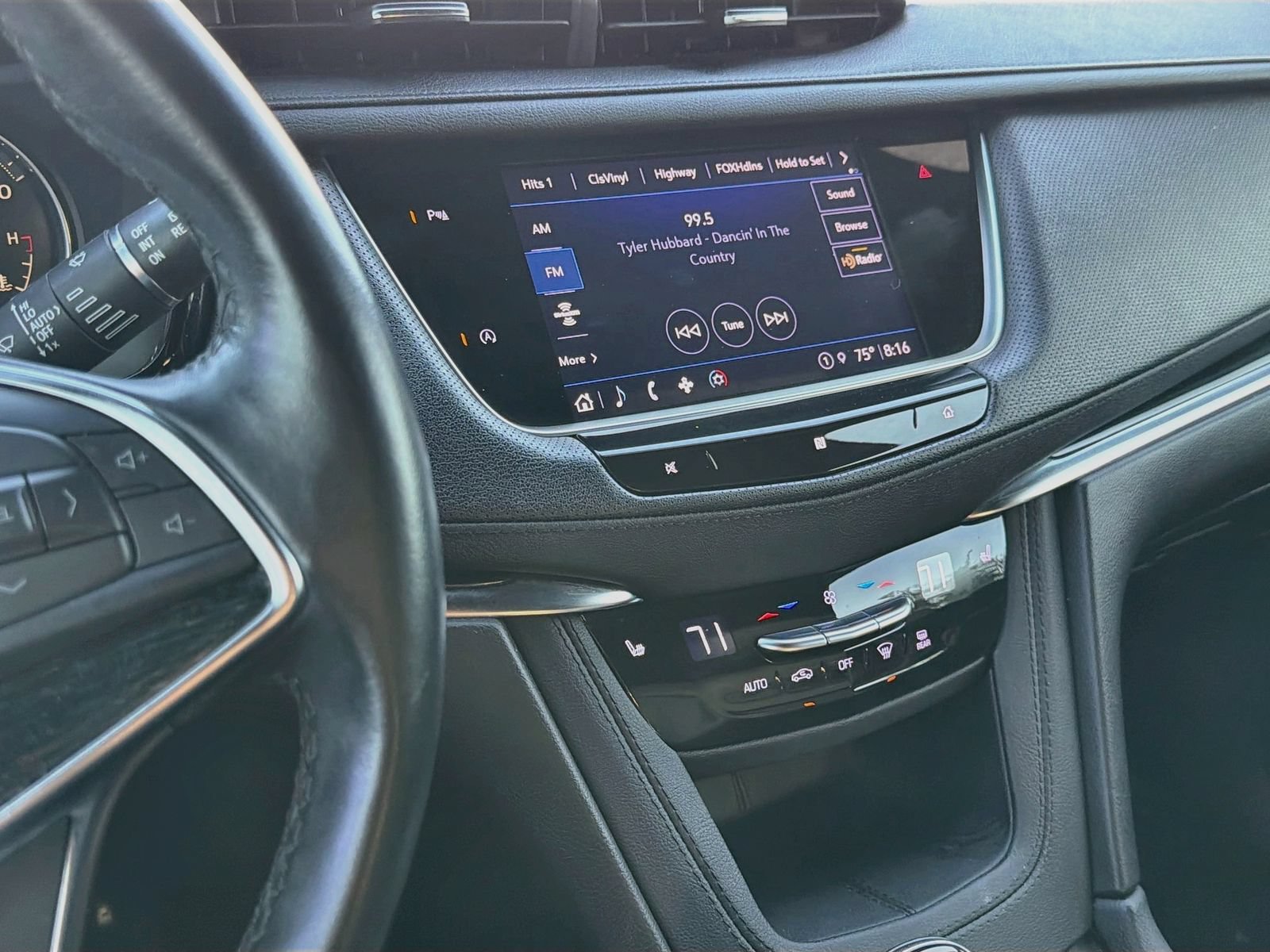Used 2021 Cadillac XT5 Premium Luxury FWD image 28