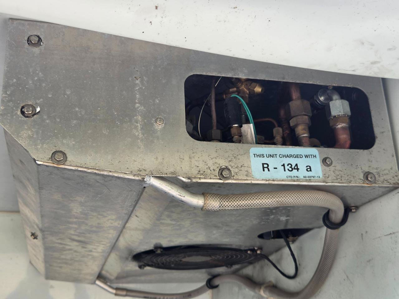 Used 2019 Freightliner Sprinter 144 RWD image 15
