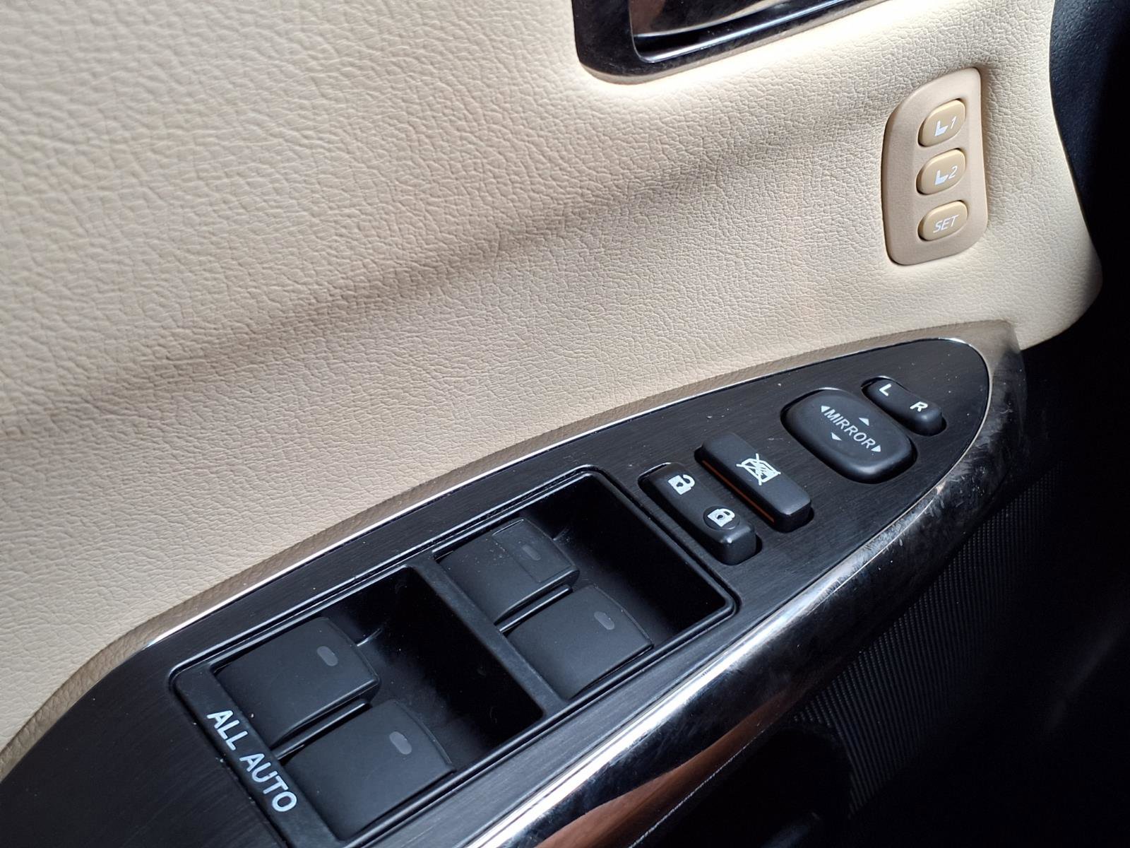 Used 2013 Toyota Avalon XLE Touring image 11