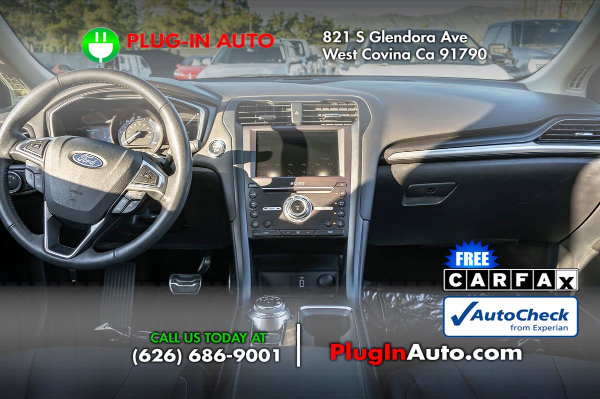 Used 2018 Ford Fusion Energi Titanium image 15