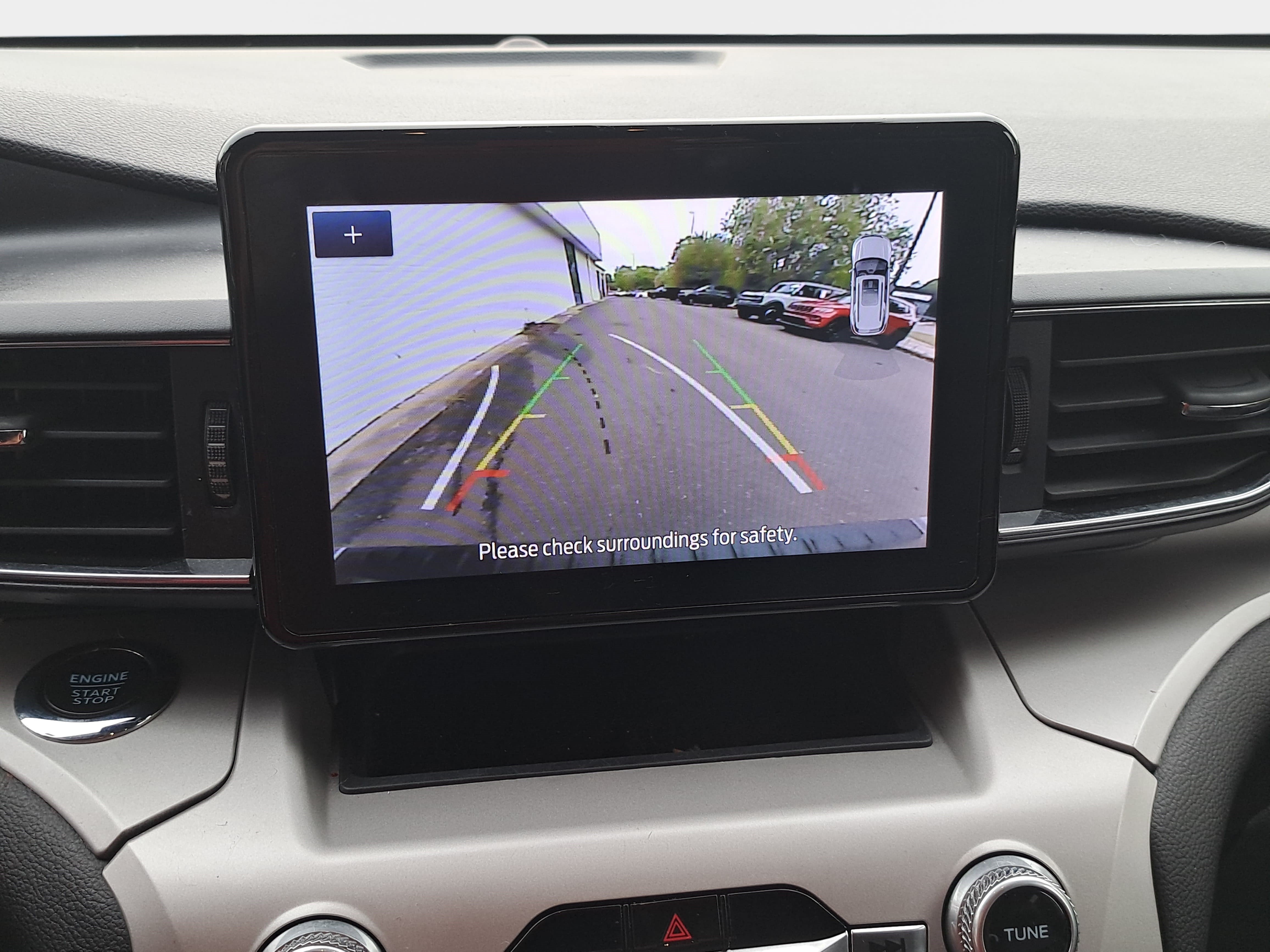 Used 2023 Ford Explorer XLT w/ Equipment Group 202A RWD image 23
