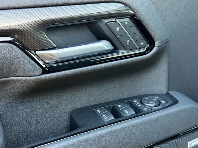 New 2026 GMC Sierra 2500 AT4 w/ AT4 Premium Plus Package image 17