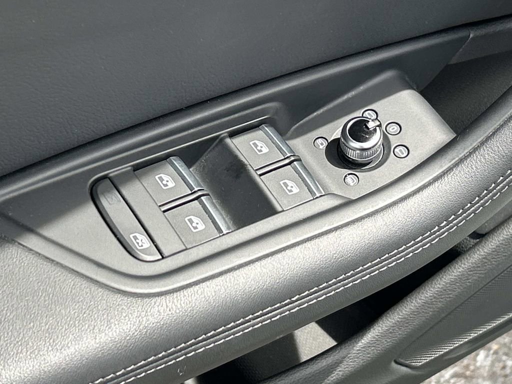 Used 2019 Audi A4 2.0T Premium Plus w/ Premium Plus Package AWD/4WD image 19
