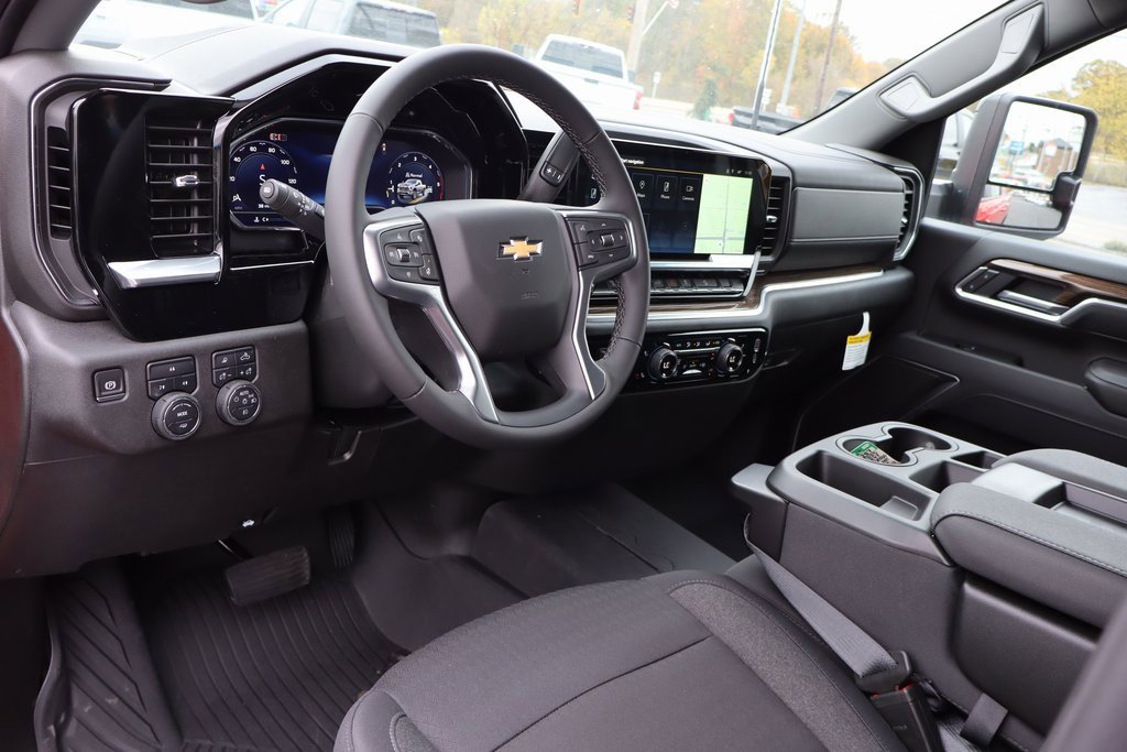 New 2025 Chevrolet Silverado 2500 LT w/ Safety Package image 6
