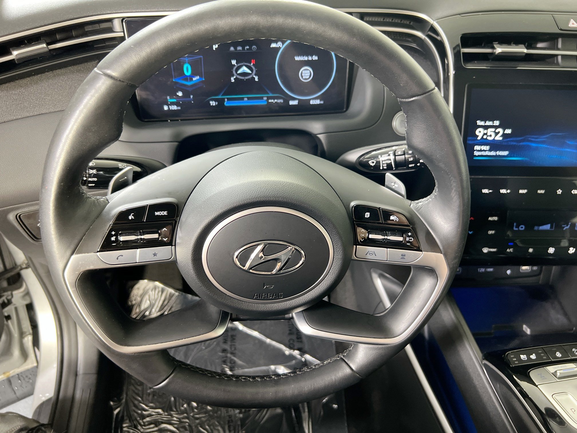Used 2023 Hyundai Tucson Limited w/ Cargo Package AWD/4WD image 11