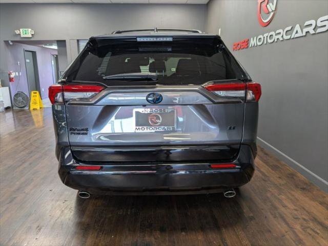 Used 2022 Toyota RAV4 SE image 7