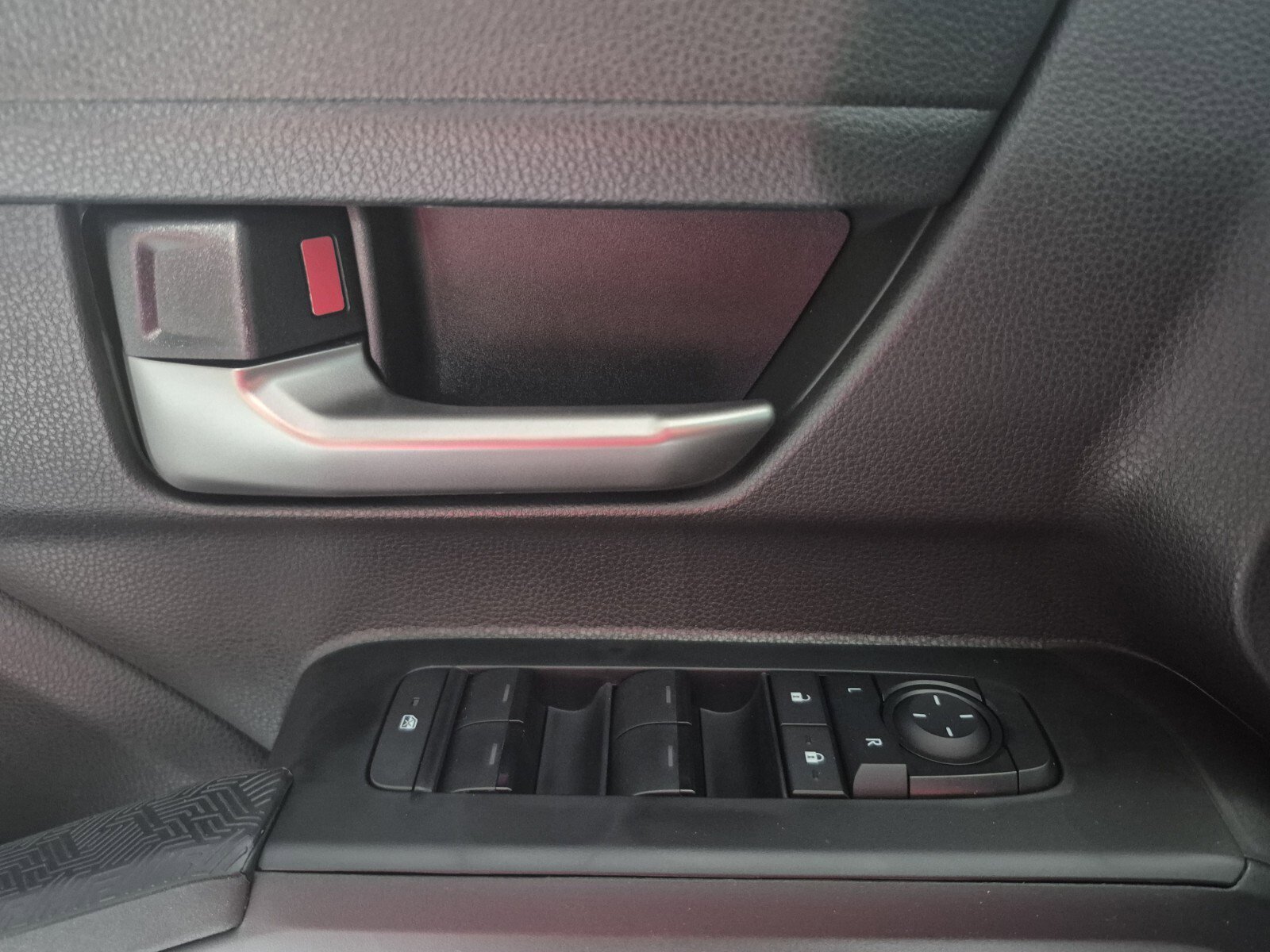 New 2026 Toyota Tacoma TRD Off-Road AWD/4WD image 16